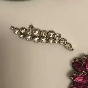 Vintage Leave brooch.